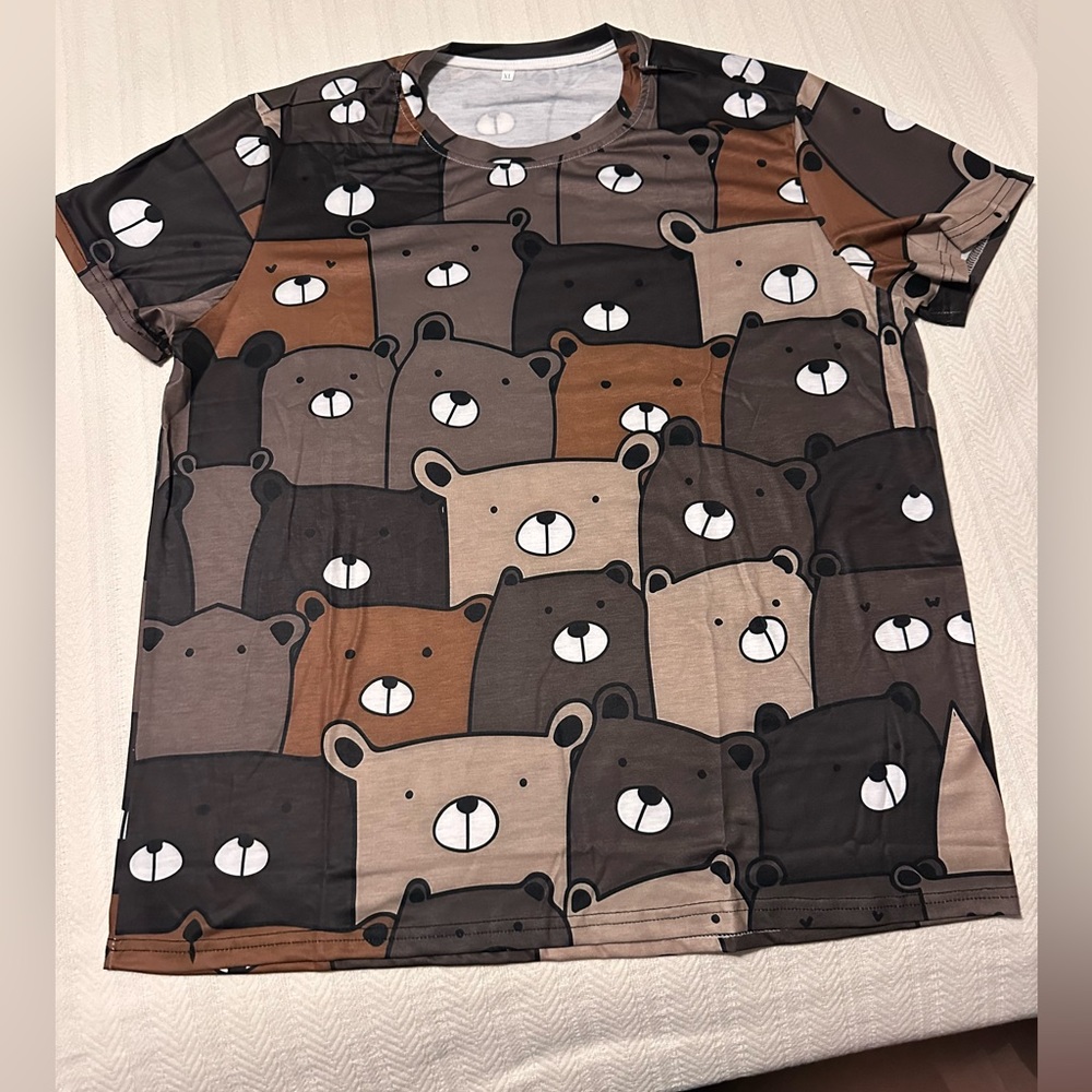 Bear T-shirt - show off who you are!